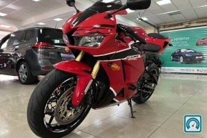 Honda CBR  2017 820610