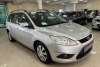 Ford Focus  2010.  6