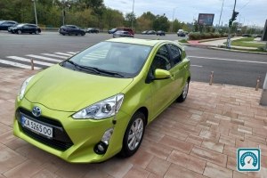 Toyota Aqua G 2015 820715