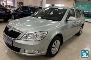 Skoda Octavia  2010 820792