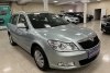 Skoda Octavia  2010.  6