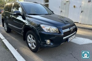 Toyota RAV4  2010 820802