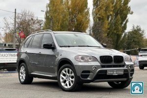 BMW X5  2011 820813