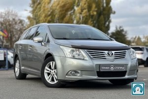 Toyota Avensis  2011 820815