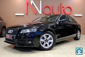 Audi A4  2011 820826