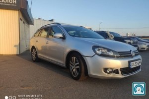 Volkswagen Golf  2011 820877