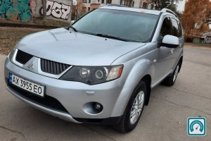 Mitsubishi Outlander XL  2008 820916