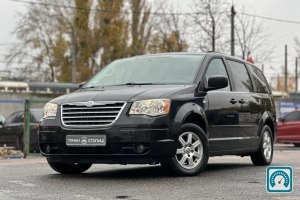 Chrysler Grand Voyager  2010 820930