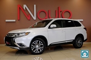 Mitsubishi Outlander  2017 820933