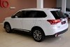 Mitsubishi Outlander  2017.  3