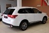 Mitsubishi Outlander  2017.  4