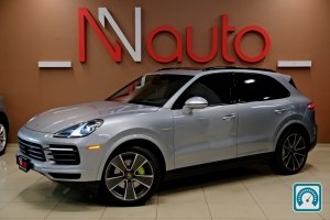 Porsche Cayenne  2021 820978