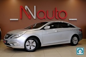 Hyundai Sonata  2014 821125