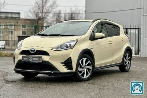 Toyota Aqua  2018 821131