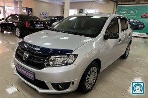 Dacia Sandero  2015 821188