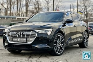 Audi e-tron  2019 821190