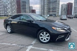 Lexus ES  2016 821193