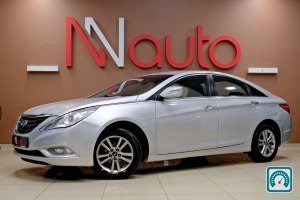 Hyundai Sonata  2015 821238