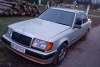 Mercedes E-Class 124 1985.  3