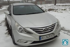 Hyundai Sonata  2012 821292