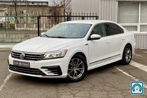 Volkswagen Passat  2017 821329