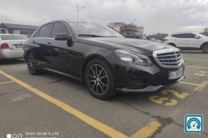 Mercedes E-Class  2015 821332