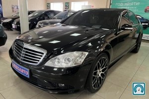 Mercedes S-Class  2006 821357