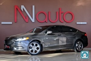 Ford Fusion Hybrid 2019 821375