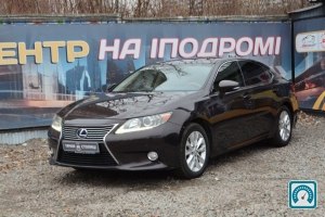 Lexus ES  2013 821406