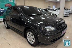 Opel Astra  2008 821438