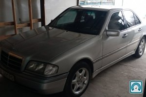 Mercedes C-Class  1997 821505