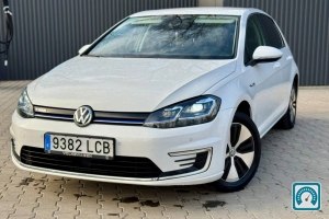 Volkswagen e-Golf  2019 821514