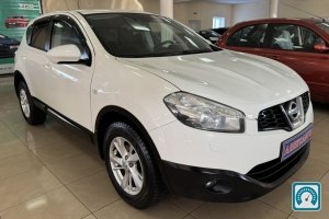 Nissan Qashqai  2013 821661