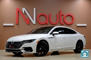 Volkswagen Arteon  2020 821756