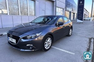 Mazda 3  2015 821807