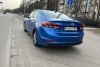 Hyundai Elantra  2018.  7