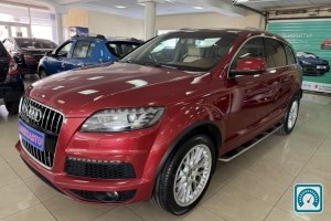 Audi Q7  2011 821858