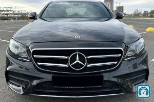 Mercedes E-Class 220d AMG 2019 №822147