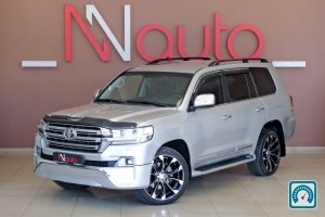 Toyota Land Cruiser 200 2018 №822232