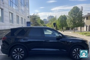 Volkswagen Touareg ПНЕВМО 2022 №822304