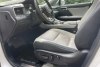 Lexus RX  2017. Фото 9