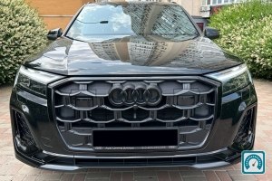 Audi Q7 50TDI S Line 2024 №822579
