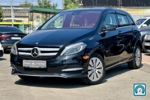 Mercedes B-Class  2014 №822630