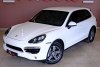 Porsche Cayenne Hybrid 2012. Фото 2