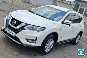 Nissan X-Trail -4WD automat 2020 №822855