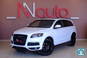 Audi Q7  2014 №822975