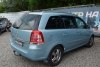 Opel Zafira  2010. Фото 5