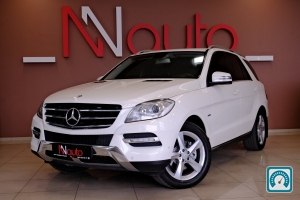 Mercedes M-Class  2012 823256