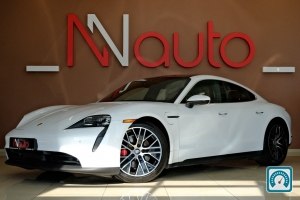 Porsche Taycan 4S 2022 823287
