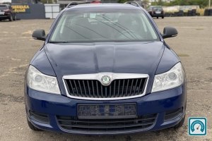 Skoda Octavia  2012 823297